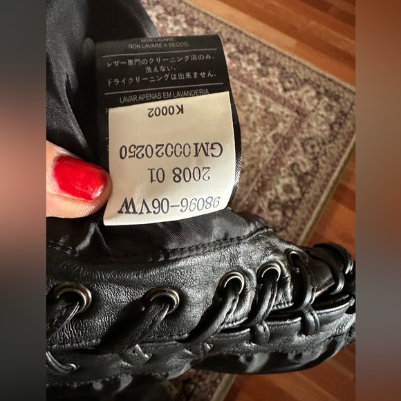 Harley Davidson Leather Vest Woman’s - Picture 4 of 8